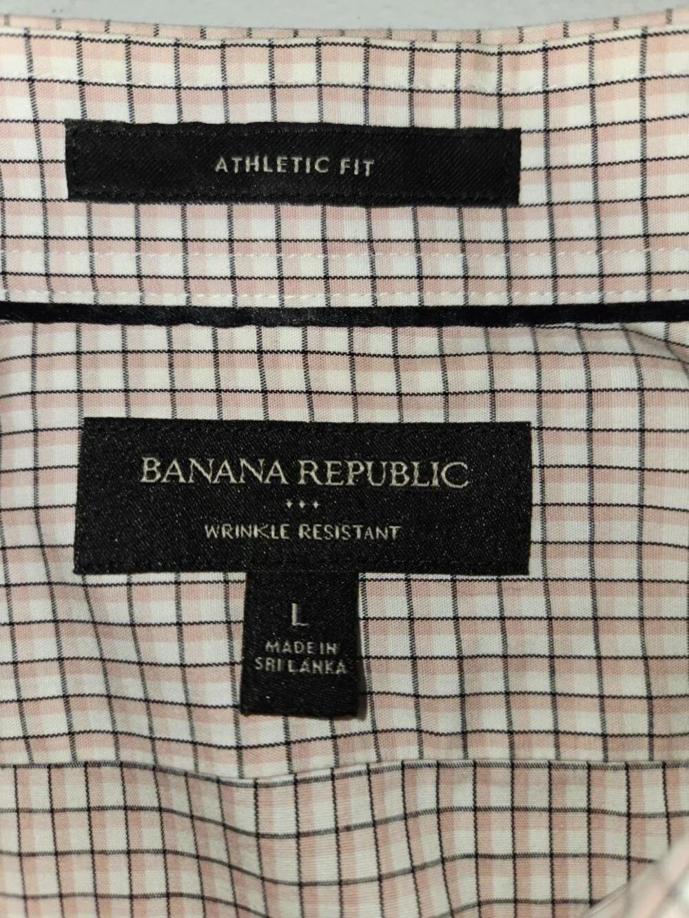 Banana Republic Athletic Fit Men's button-up in Pink Fog Large